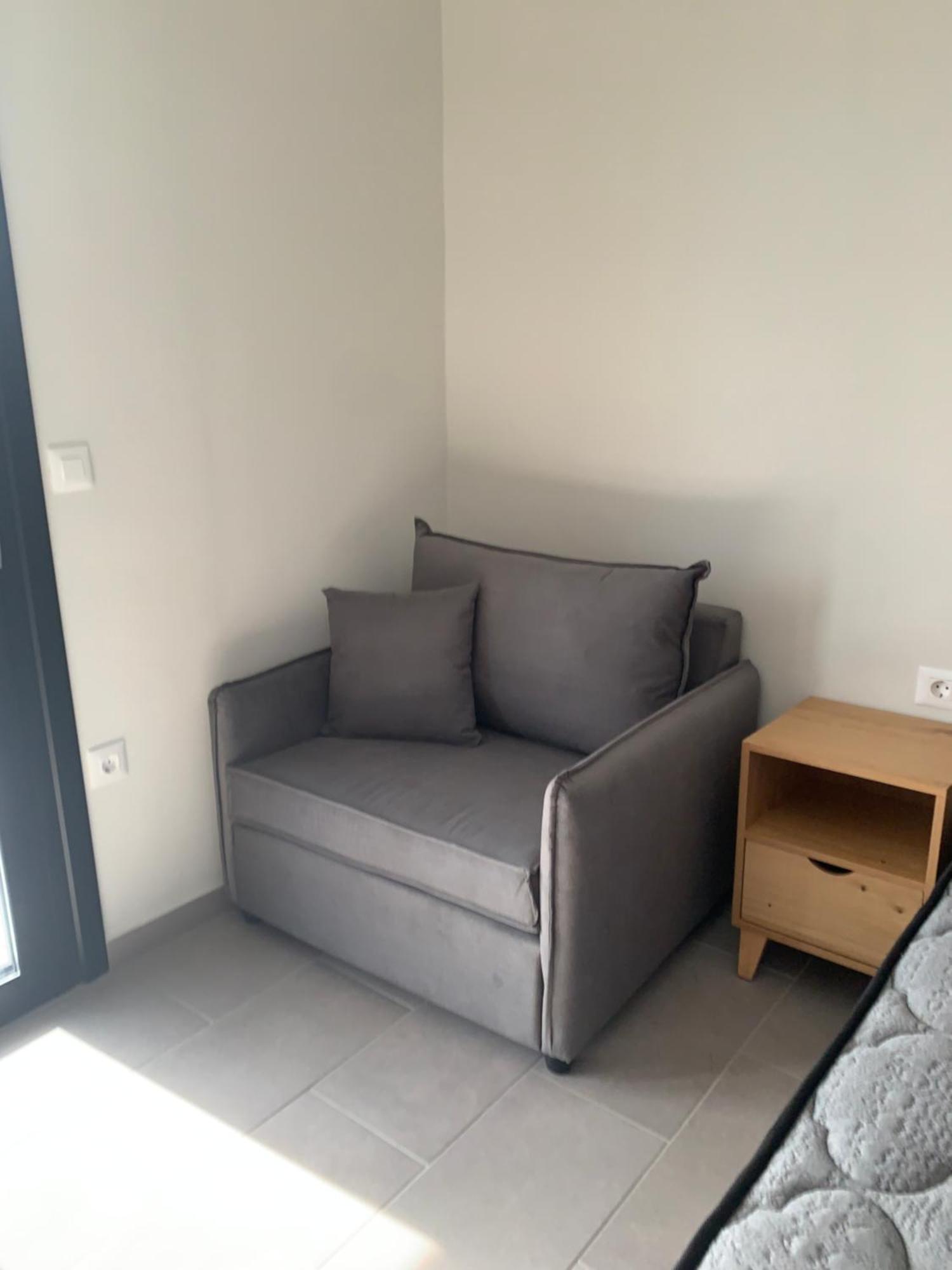 Apartment Moulinos