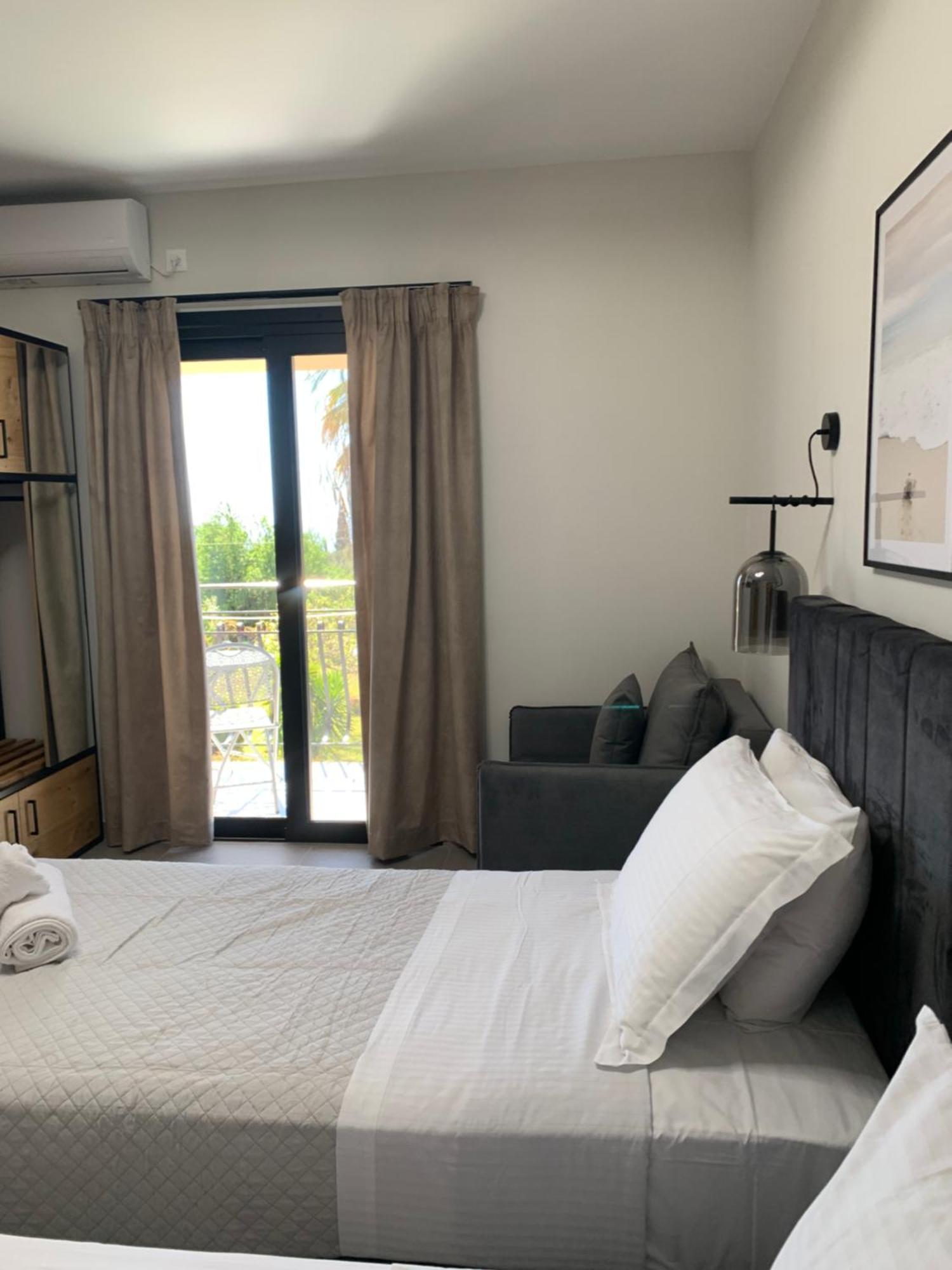 Apartment Moulinos *