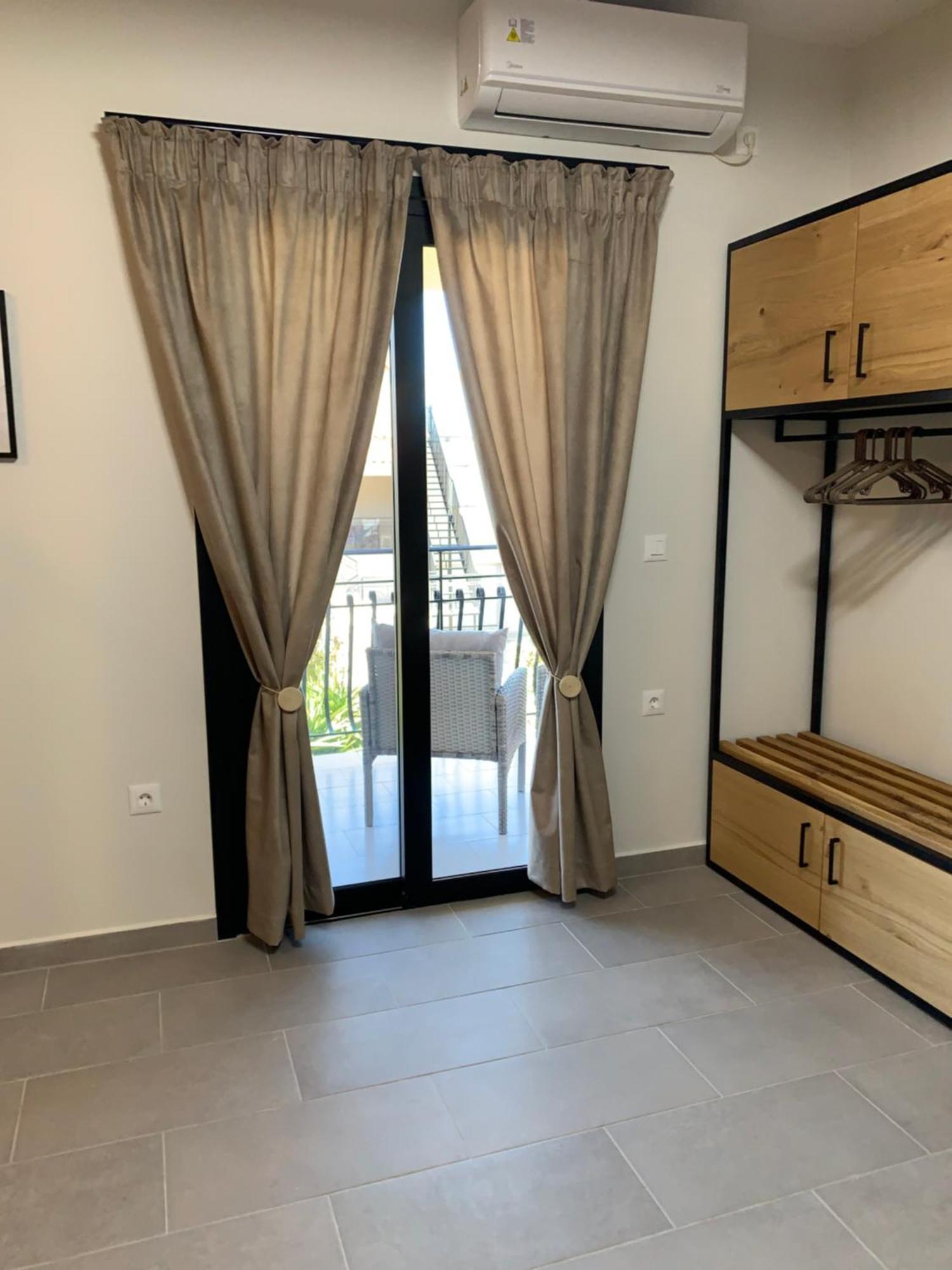 Moulinos Apartment
