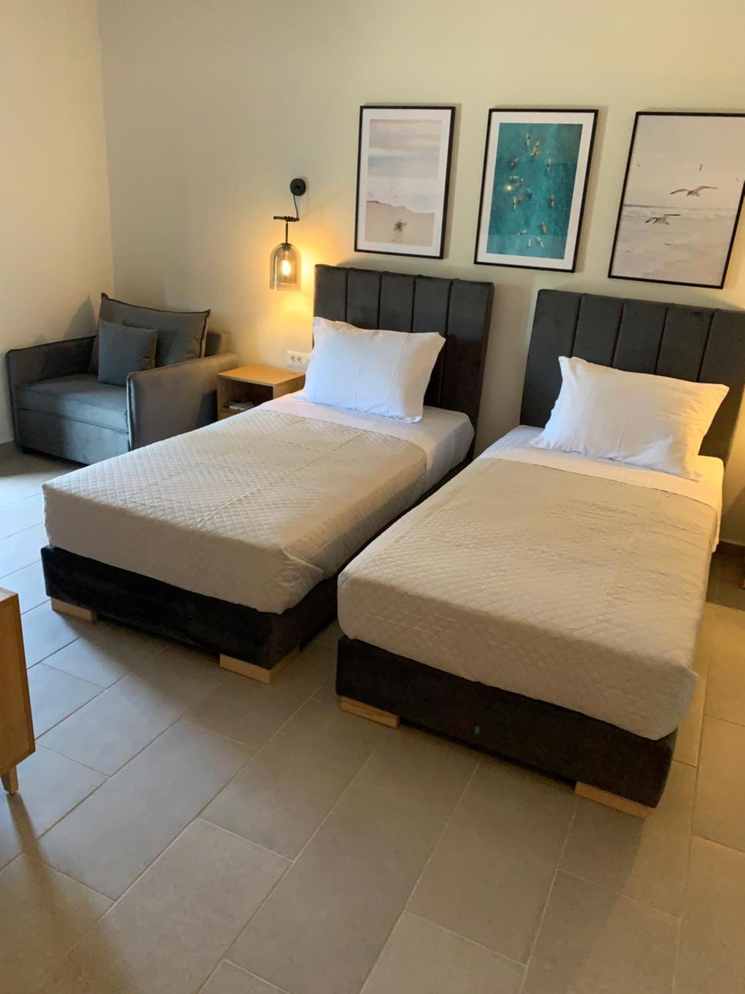 Apartment Moulinos *